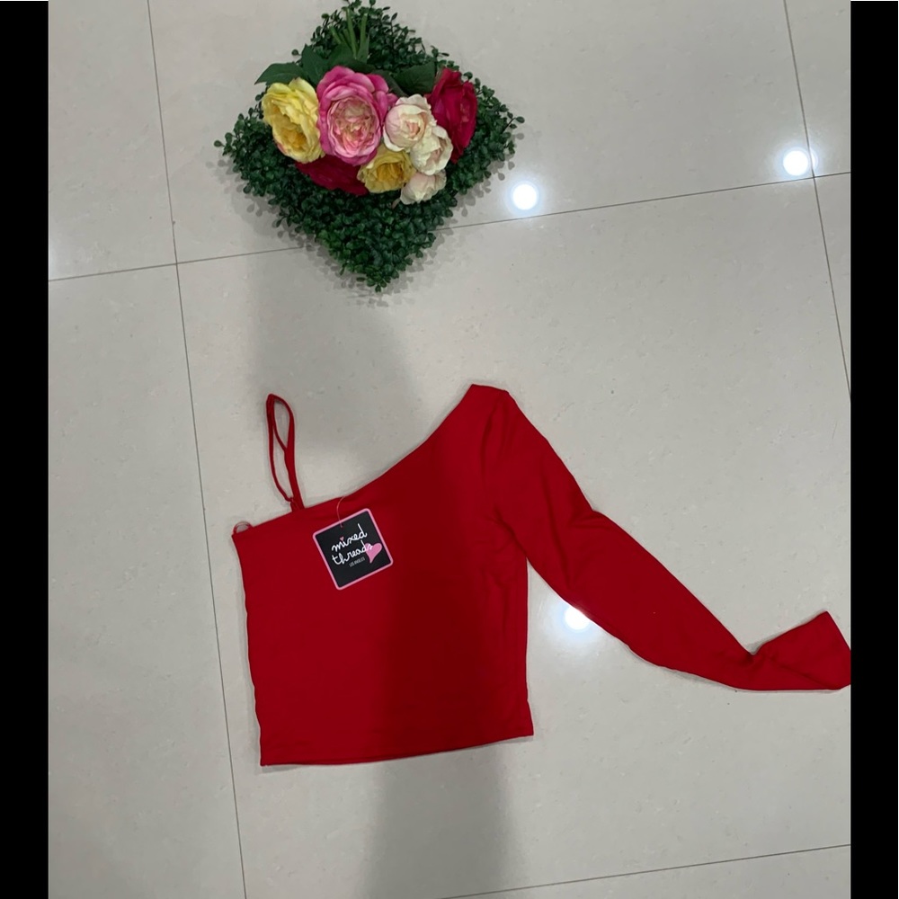Red one shoulder cropped top!